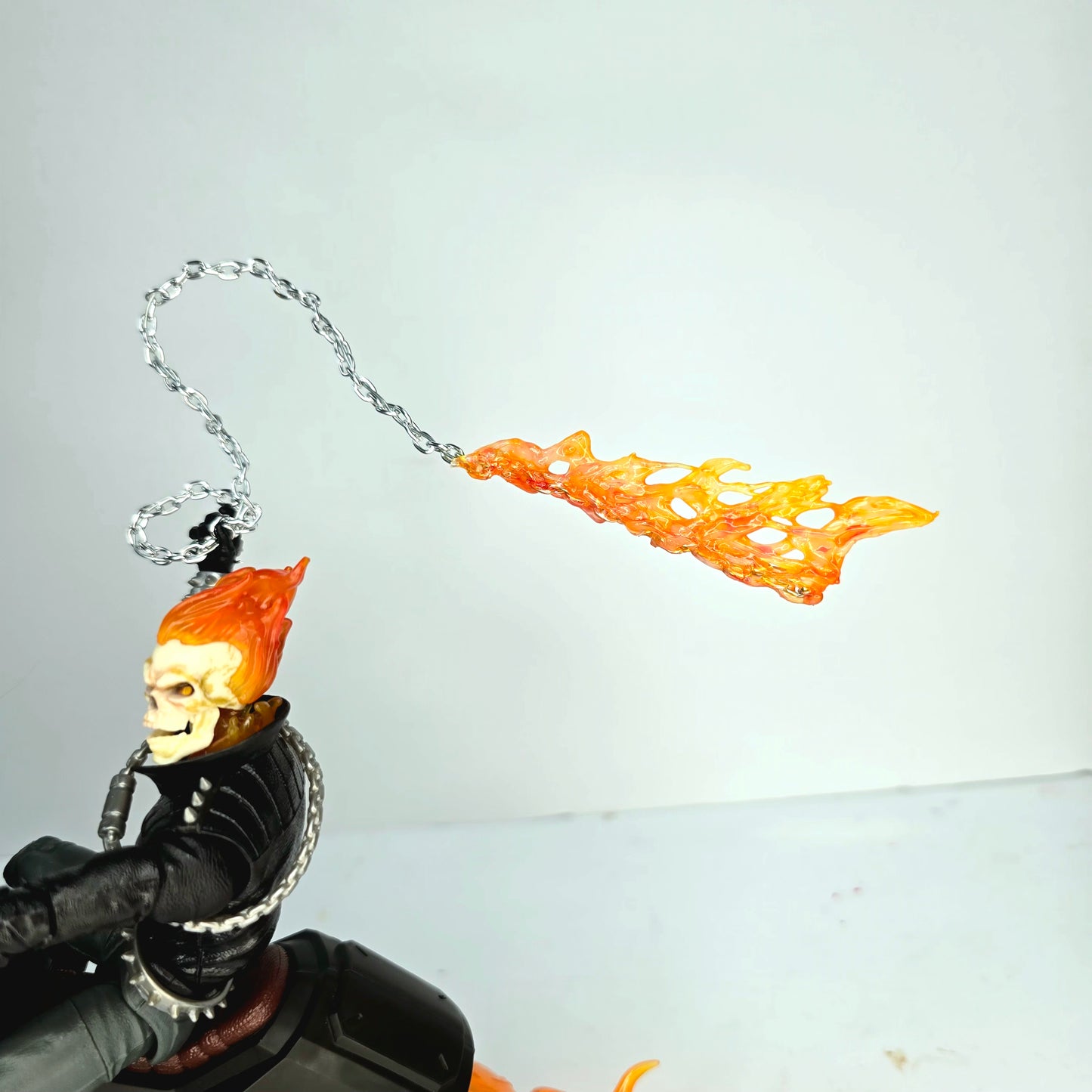 Bendy Flame Chain